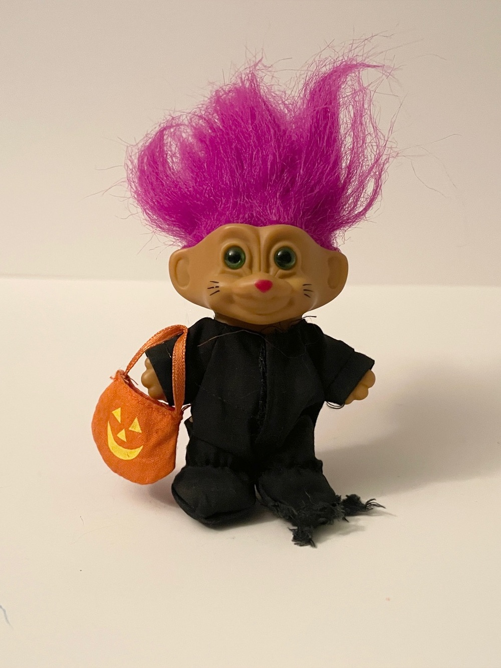 Vintage Russ Berrie Halloween Troll Doll Purple Hair Witch Costume Pumpkin Bag